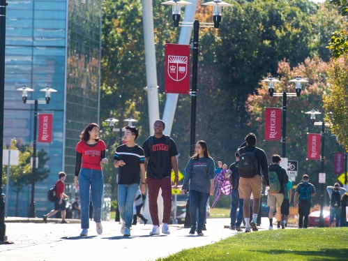 Students walking on Livingston campus